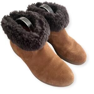 FitFlop Mukluk Shorty III Chestnut Suede Shearling Boots Cozy Winter Boho size 8